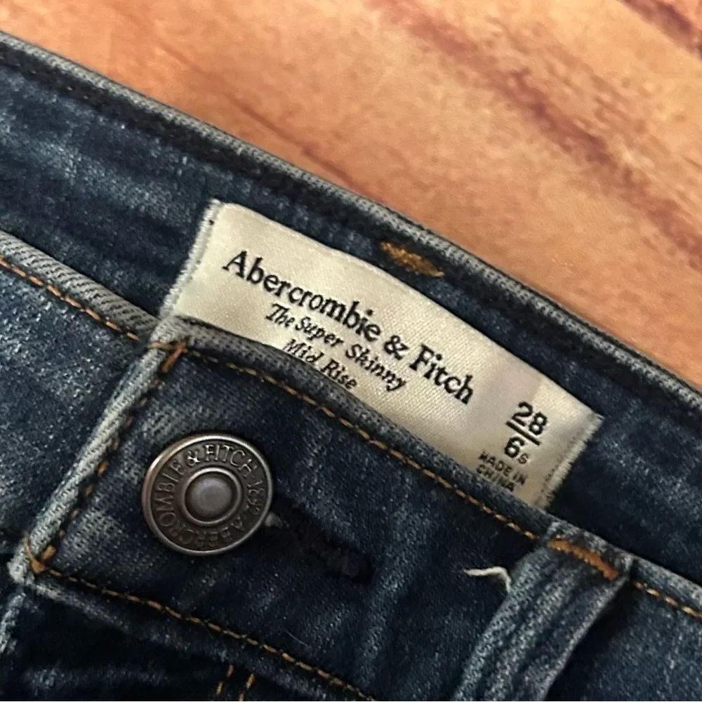 Women’s Abercrombie & Fitch The Super Skinny Ankle Midrise 6S / 28 - Picture 2 of 7
